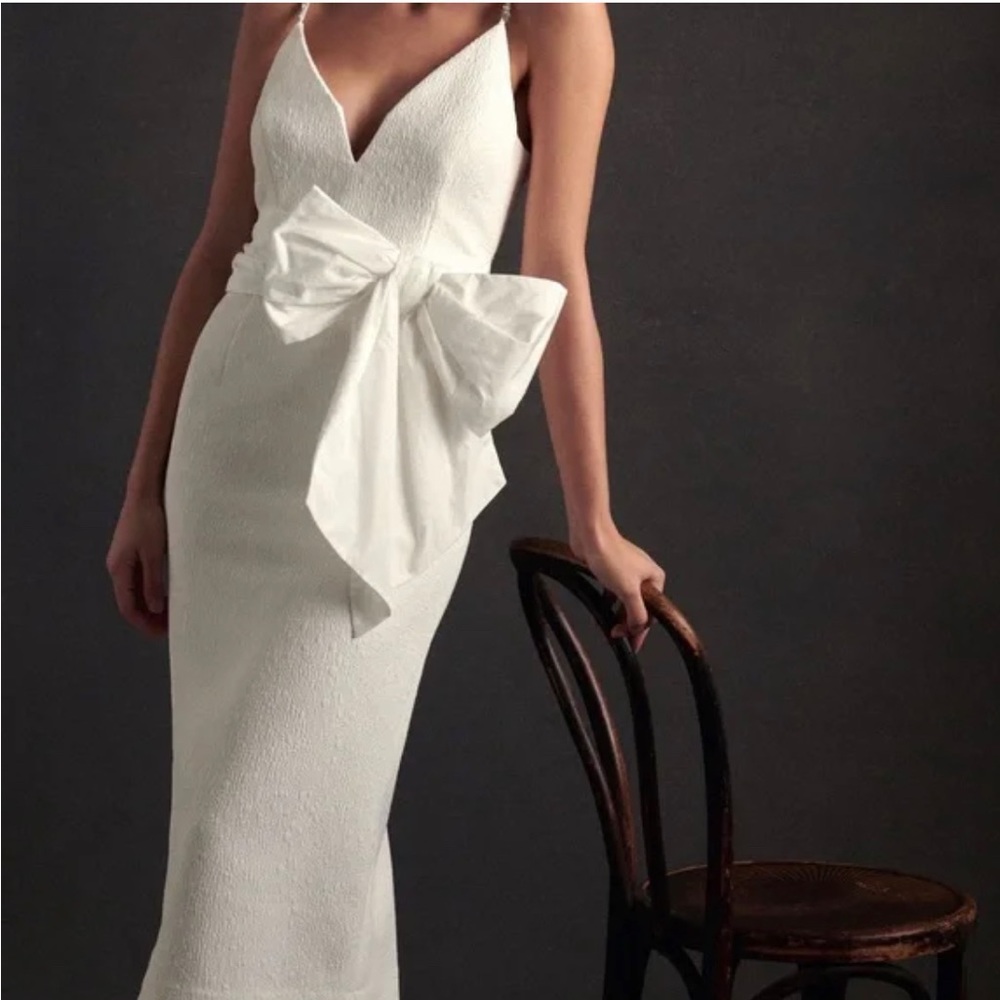 Rebecca Vallance Genevieve Bow V-Neck Sheath Midi Dress